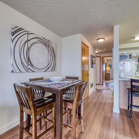 Appartamento Ocean View Vacay Rockaway Beach Esterno foto